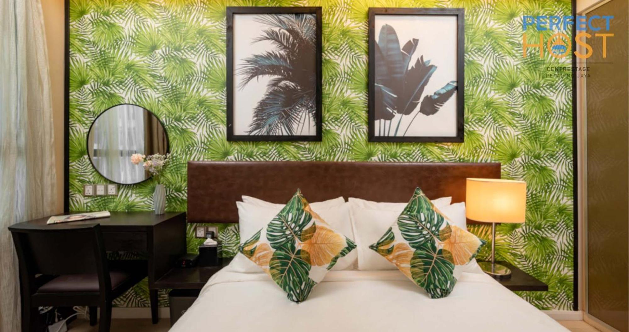 Centrestage Petaling Jaya By Perfect Host Hotel Bagian luar foto Deluxe Room